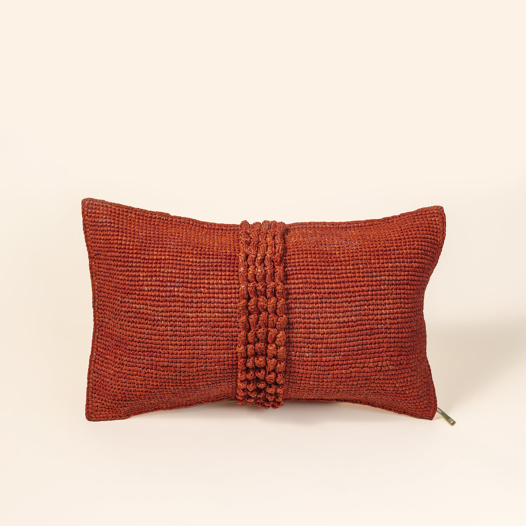 Housse de coussin en raphia MIRINDRA