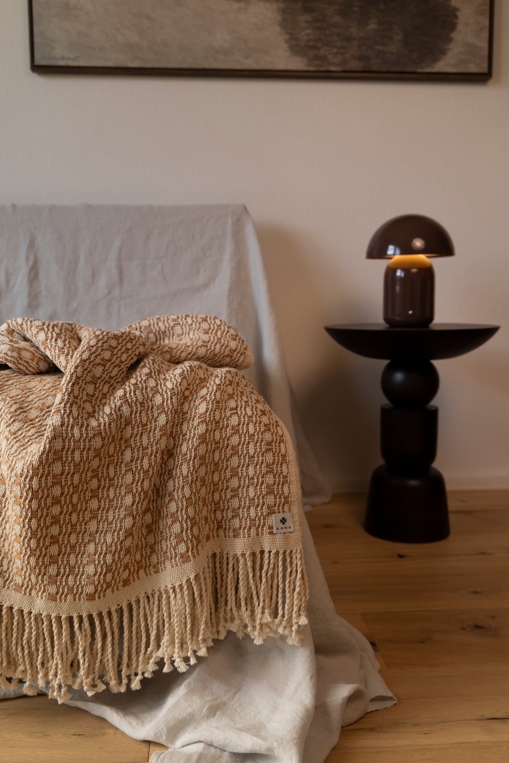 Plaid  en coton tissé à la main - couleur marron et écru -  AINA