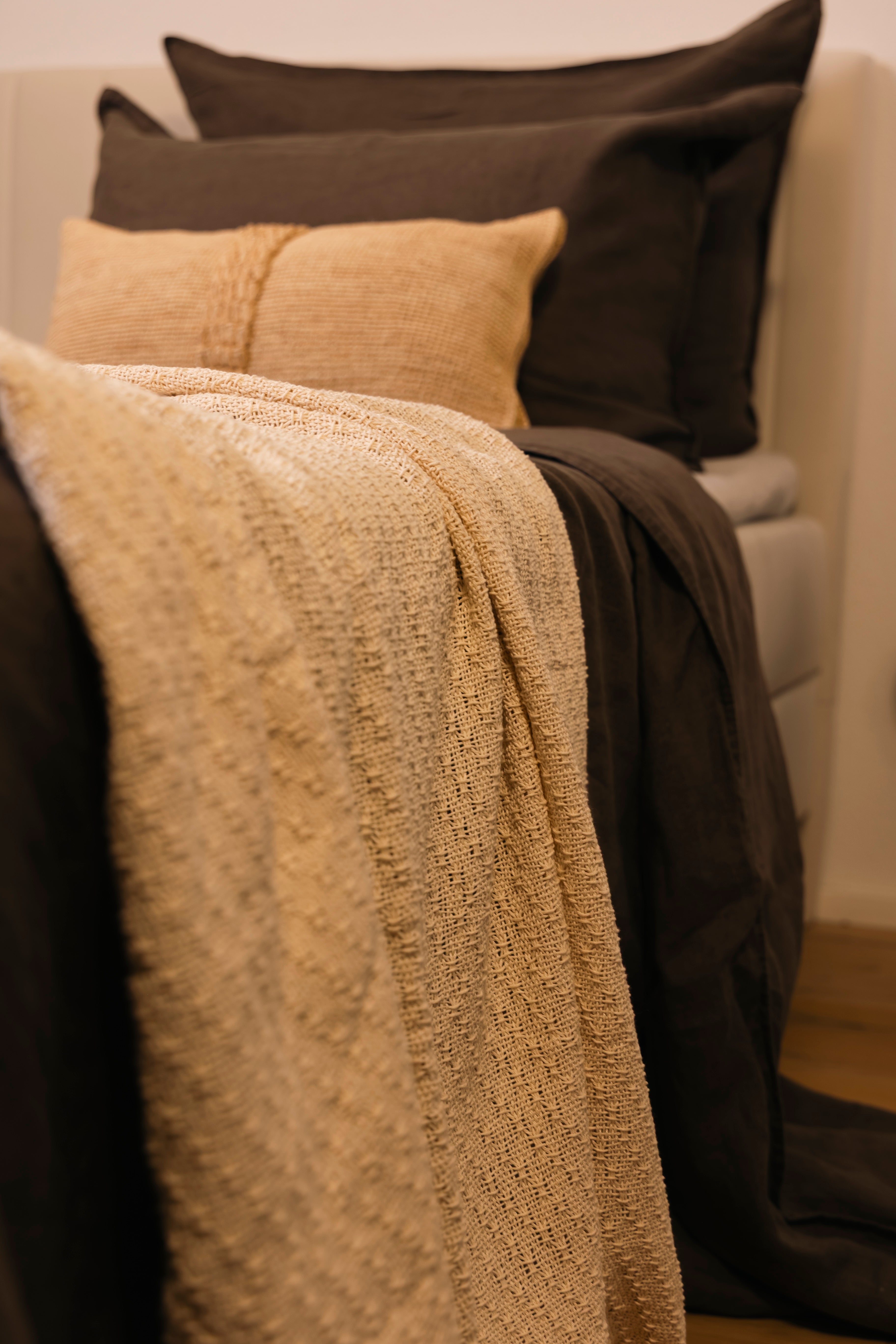 Plaid en coton tissé à la main en couleur écru - SOA