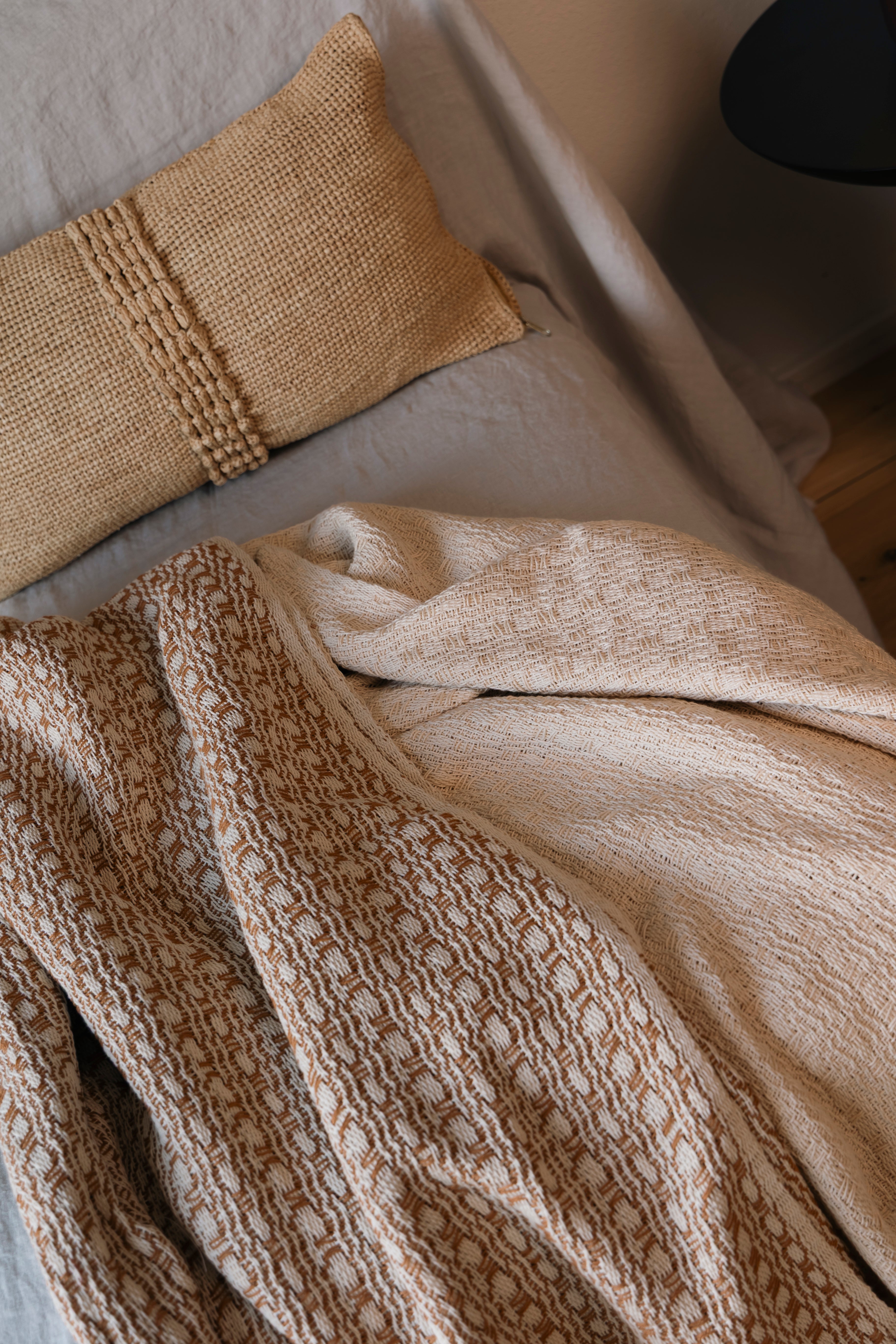 Plaid en coton tissé à la main - couleur écru - AINA